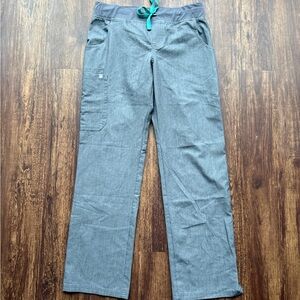 FIGS Women’s Graphite Gray Kade Cargo Scrub Pants - Size S